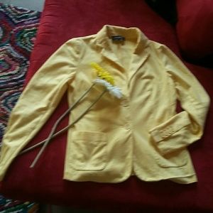 Talbot cotton knit blazer in yellow.